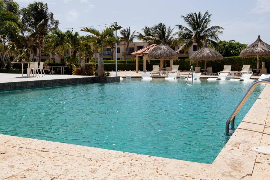 New! Cozy 1 Bedroom Condo- Gold Coast, Noord Aruba 팜비치 외부 사진