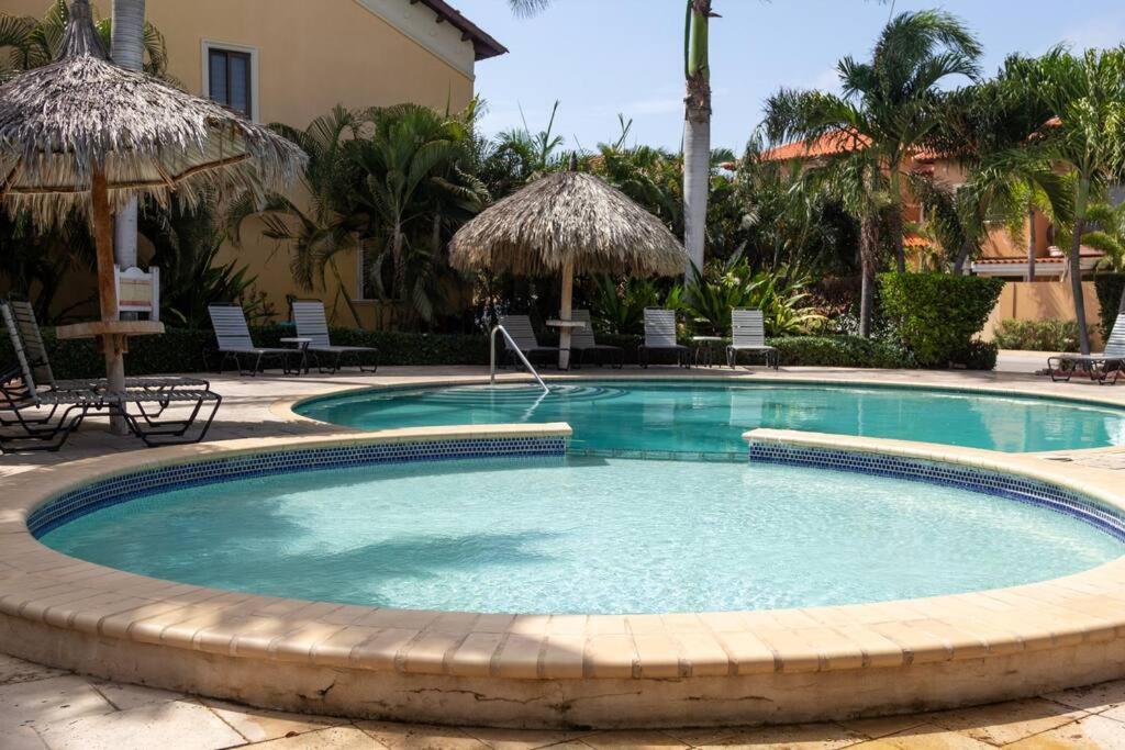 New! Cozy 1 Bedroom Condo- Gold Coast, Noord Aruba 팜비치 외부 사진