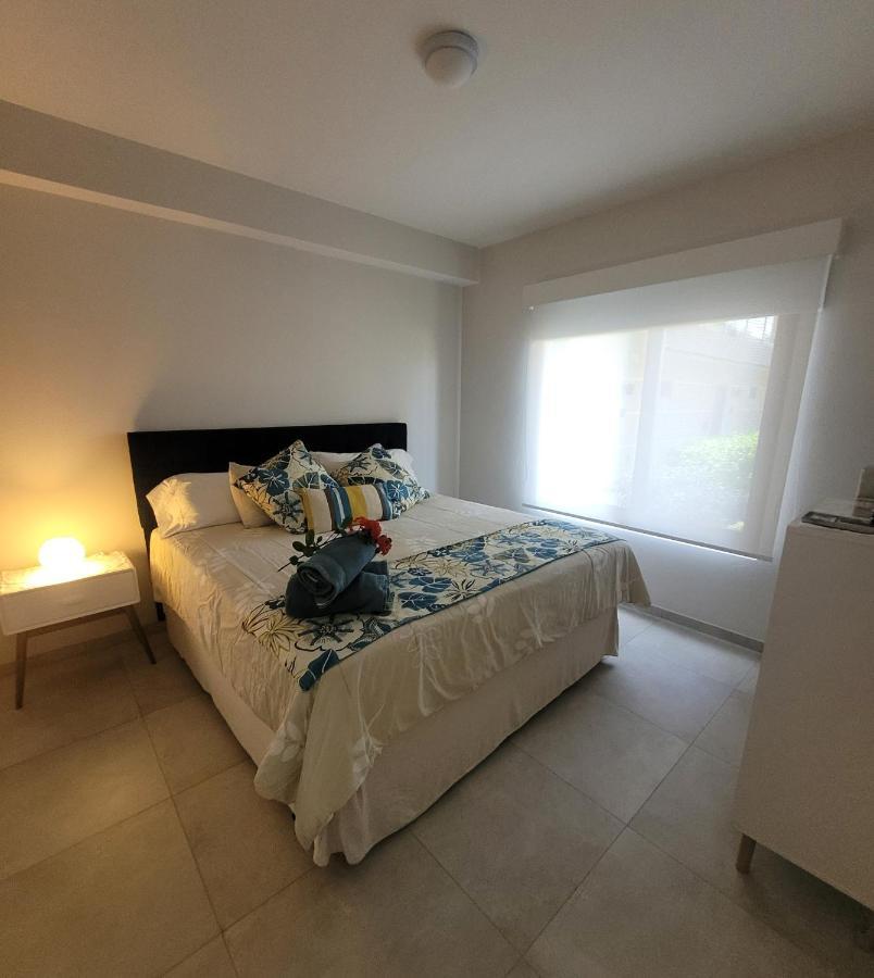 New! Cozy 1 Bedroom Condo- Gold Coast, Noord Aruba 팜비치 외부 사진